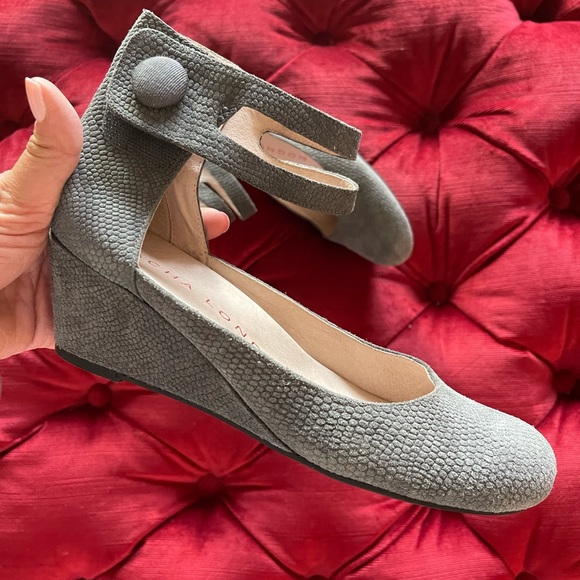 Sacha London Shoes - Sacha London Grey Suede Shoes